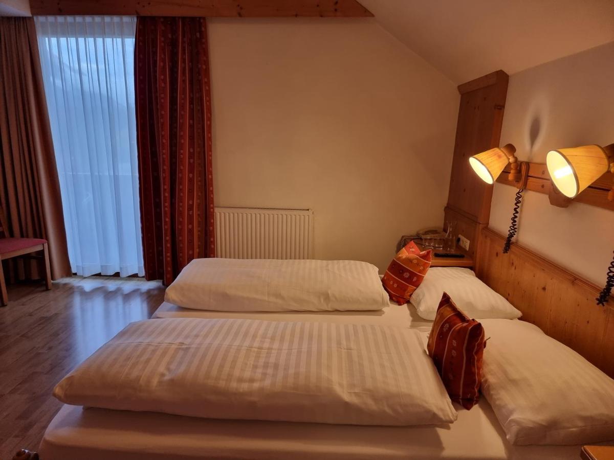 Karnischer Hof Sankt Stefan an der Gail Esterno foto